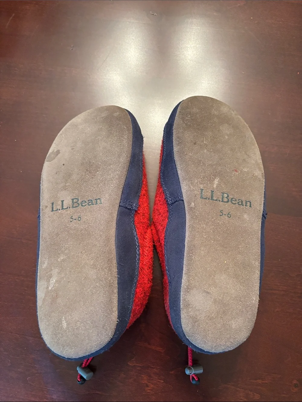 LL Bean Boy’s Red Knit Slip-On Slippers 5-6